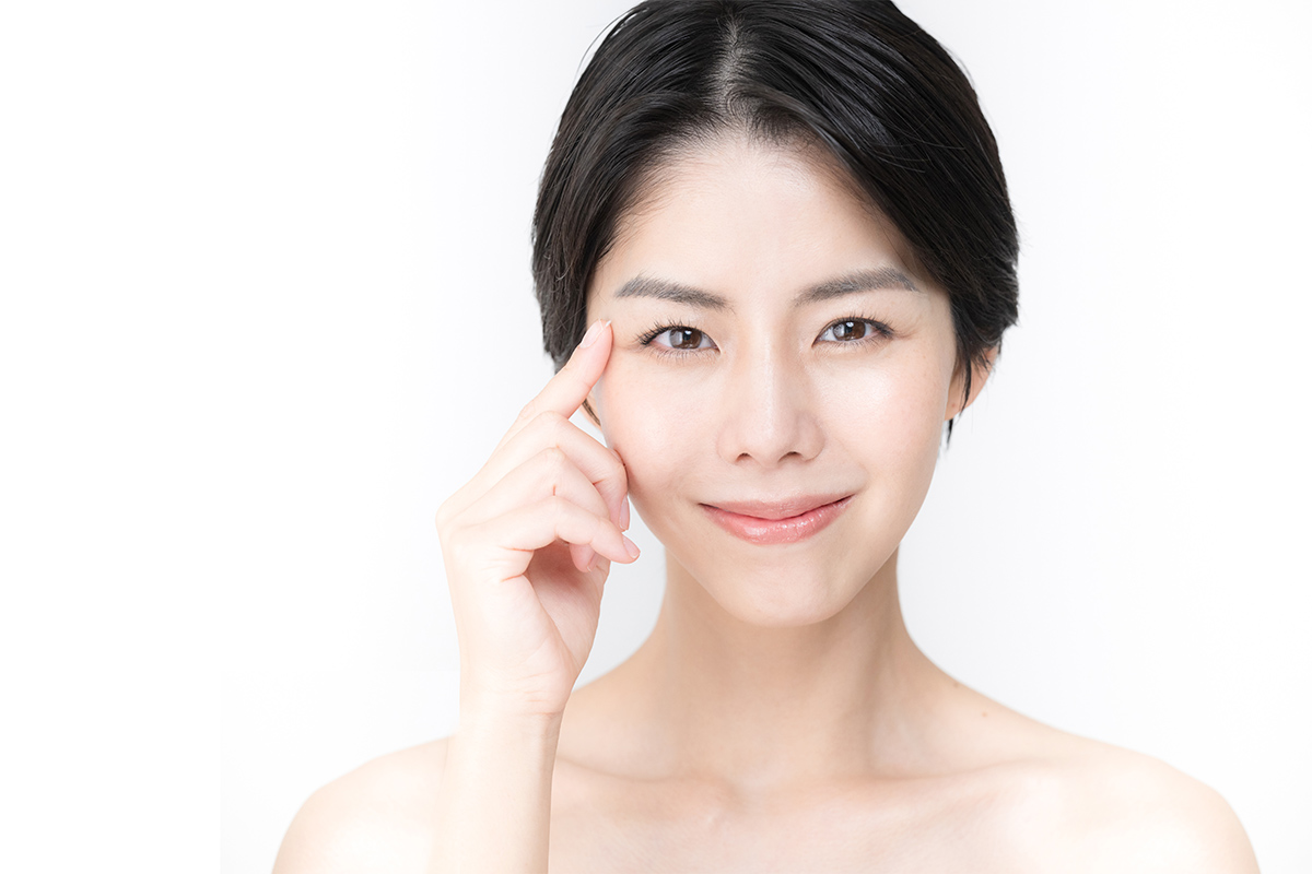 紫クマの原因と治療法とは？青クマとの違いや改善方法を医師が解説！